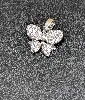 pendentif papillon en or blanc pavé des oxydes or 750 millième (18 ct) 2,18g