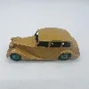 petite voiture dinky toys triumph meccano