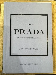 livre the little book of prada