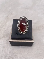 bague argent pierre rouge entourée des strass argent 925 millième (22 ct) 7,68g