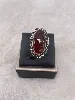 bague argent pierre rouge entourée des strass argent 925 millième (22 ct) 7,68g