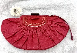 pochette christian dior en cuir rouge vintage