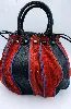 sac seau bel air en cuir noir et rouge