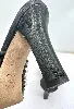 chanel paire de mules/sandales en cuir noir à talons 10cm ornée de multi chaînes de perles synthétiques blanches