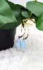 boucles d'oreilles or chacune ornée d'une turquoise pendante forme goutte d'eau or 750 millième (18 ct) 7,45g