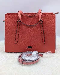 karl lagerfeld sac orange/couleur saumon avec la bandouillère amovible