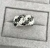 bague argent anneau tressée et pavé d'oxydes noirs et blancs  argent 925 millième (22 ct) 8,36g