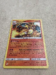 carte pokémon dracaufeu 14/181 holo