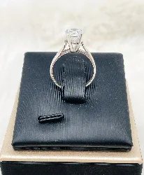 bague solitaire en argent ornée d'un oxyde taille brillant argent autre 2,26g