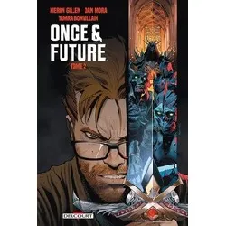 livre once and future tome 2