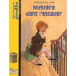 livre mystère dans l'escalier