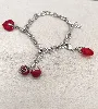 bracelet swarovski orné des charms couleur rouge