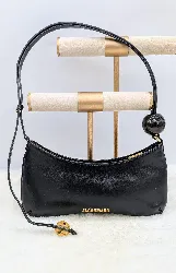 jacquemus sac le bisous perle en cuir noir lisse