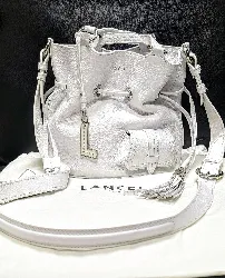 lancel sac seau premier flirt s en cuir grainé blanc