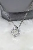 collier or blanc avec un pendentif coeur serti de 15 diamants d'environ 0,60ct au total or 750 millième (18 ct) 5,48g