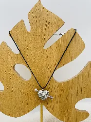 swarovski collier à cordon avec pendentif coeur elvis valentine pavé de cristaux