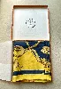 hermes foulard/carré 90 the crown jaune et bleu