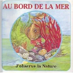 livre au bord de la mer