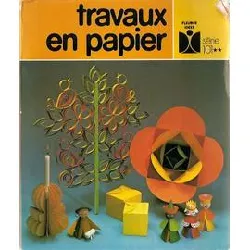 livre travaux en papier