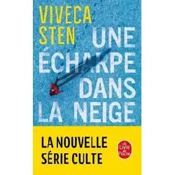 livre une écharpe dans la neige