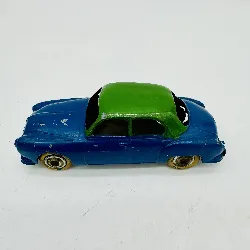 petite voiture bleu