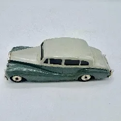 petite voiture dinky toys rolls-royce silver wraith