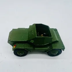 petite voiture dinky toys scout car