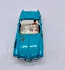 petite voiture solido alfa romeo giulietta spider 1/43 avec un personnage