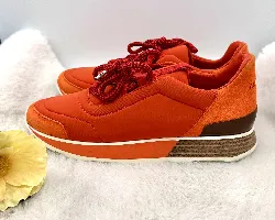 baskets hermès orange