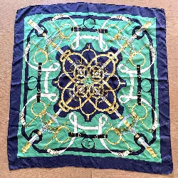 hermès foulard / carré en soie 90 x 90 eperon d'or