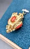 pendentif lanterne serti de 5 corails rouges or 750 millième (18 ct) 13,84g