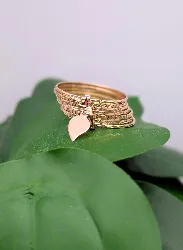 bague semainier ornée un motif coeur pendant or 750 millième (18 ct) 4,09g