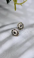 boucle d'oreilles style art-déco ornées des saphirs et de 4 diamants or 750 millième (18 ct) 2,67g