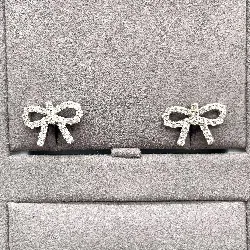 boucles d'oreilles puces motif noeud pavé des strass argent 925 millième (22 ct) 2,05g