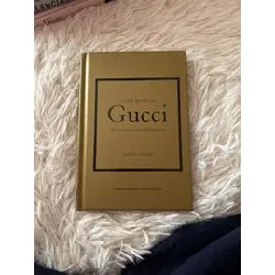 livre the little book of gucci