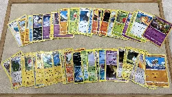 lot de 50 cartes pokémon communes