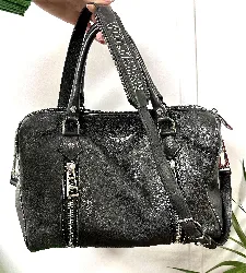 sac zadig et voltaire grand modèle sunny en cuir noir clouté