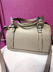 sac le tanneur taupe interieur rouge