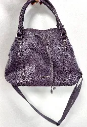 sac paquetage en cuir violet à bandoulière